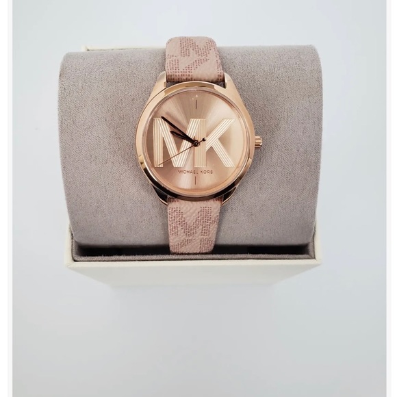 MK Watch - Picture 2 of 12